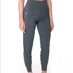 P’tula Joggers! 🖤